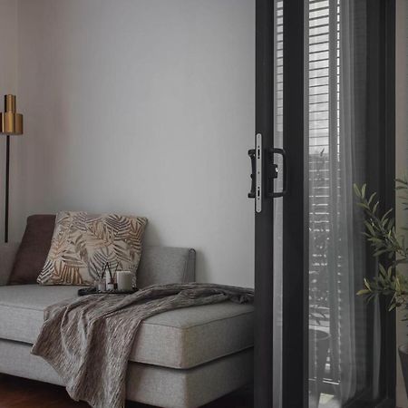 Lavanya H Villa 12A Luxury Bungalow With Private Swimming Pool H 豪华泳池别墅 بانتايْ تْشينانغ المظهر الخارجي الصورة