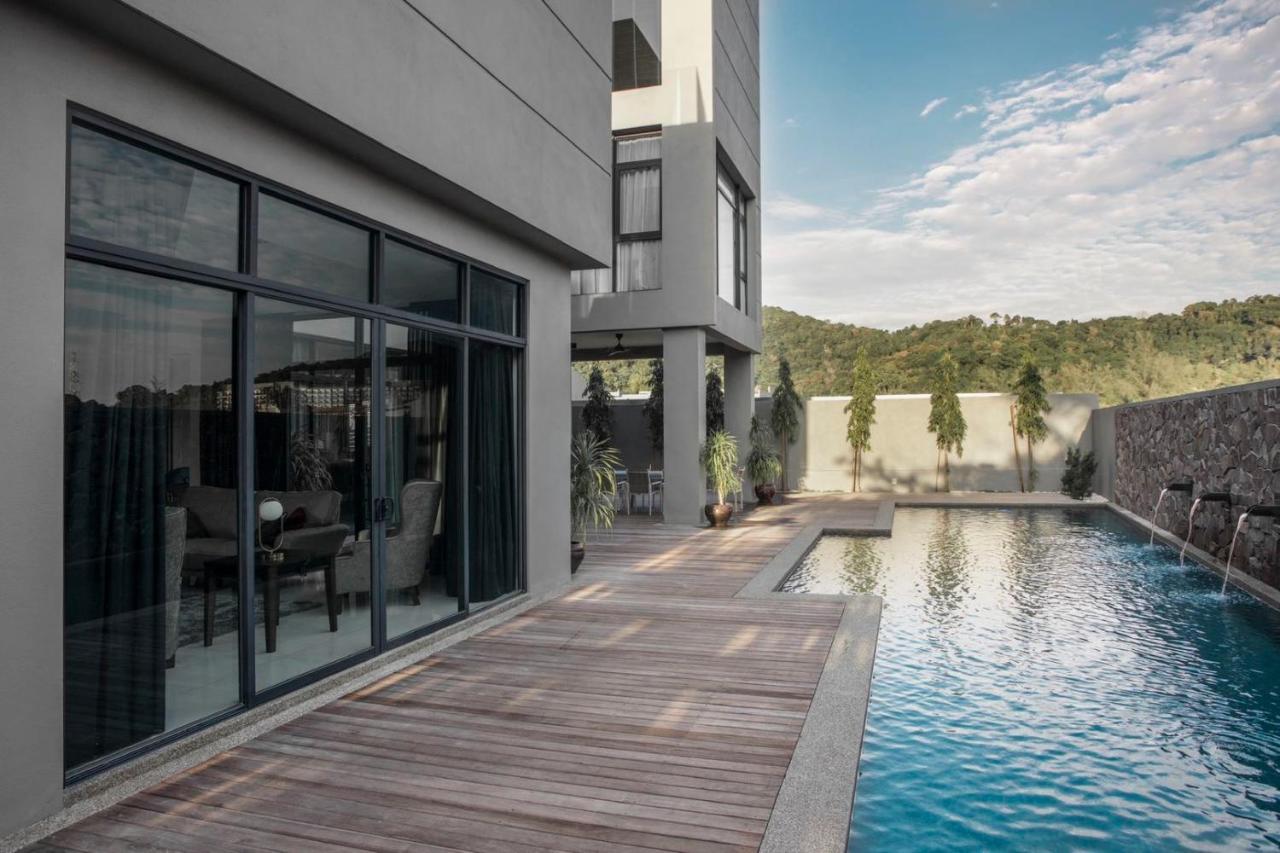 Lavanya H Villa 12A Luxury Bungalow With Private Swimming Pool H 豪华泳池别墅 بانتايْ تْشينانغ المظهر الخارجي الصورة